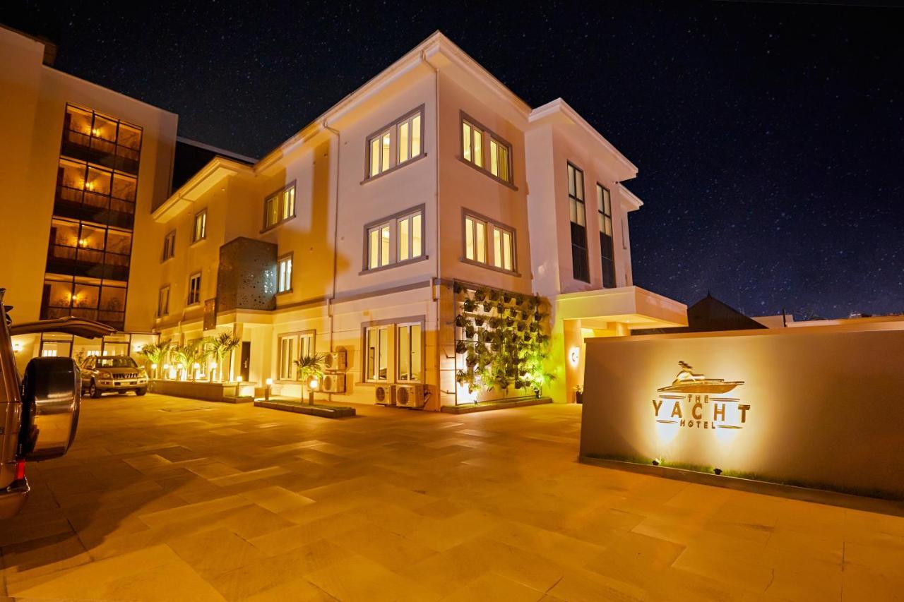 The Yacht Hotel Sea Front Lekki Phase 1 Lagos Exterior photo